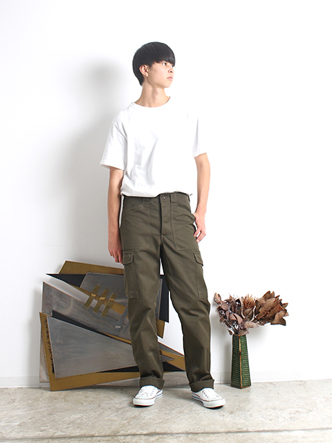 DEAD STOCK】AUSTRIA ARMY FATIGUE CARGO PANTS - OIKOS  毎日を楽しく豊かにする洋服・雑貨を取り扱う正規代理店