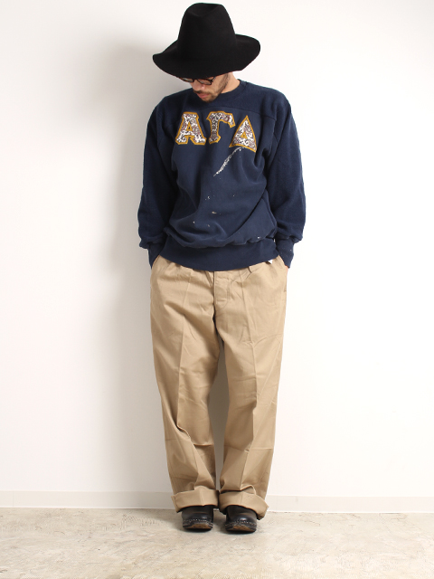 リメイクバックサイドクルースウェットネイビー着画前
