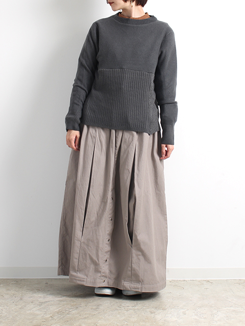 カシミアリメイクパッチワークセーターグレー着画前