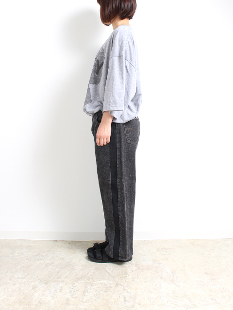 リメイクサイドラインデニムパンツタイプB着画横